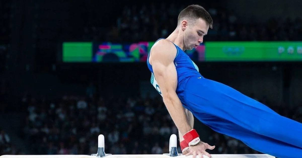 Овсиенко бейнежазбада жалаңаш күйде мұз шұңқырына сүңгіп кеткен. Секс фабрикасының жұлдызы