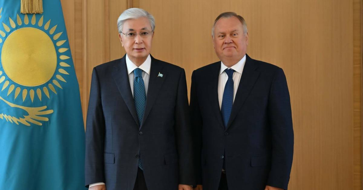 Жыныстық қорлау Женя орыстарды өзгертеді Гей twinks порно