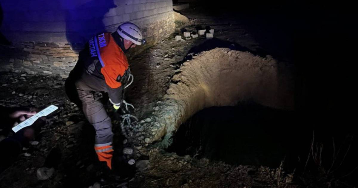 Бейнені қараңыз: Сексуалды оқушы қыз