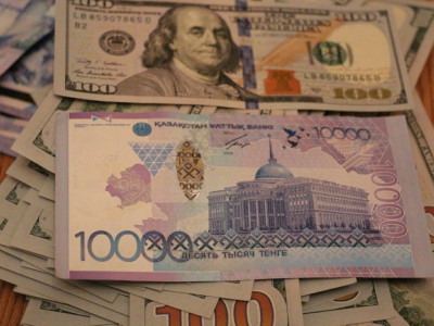 Доллар бағамы 193 теңгеге теңеспек