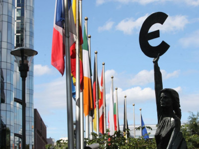 Еңсесі түскен еуроаймақ елдері