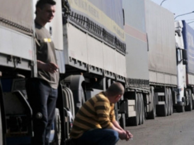 Шекарадағы кедендік бақылау ісінде сыбайлас жемқорлық өршіп тұр