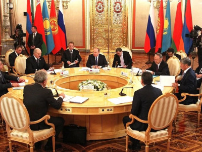 Нұрсұлтан НАЗАРБАЕВ: Қиындықтарға мойымай, ілгері жылжу керек