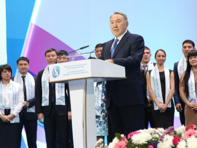 Нұрсұлтан НАЗАРБАЕВ: Өмірдегі басты нәрсе – өз отаныңа адалдық