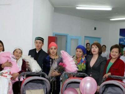 23 жастағы келіншек - Қазақстандағы ең жас көп балалы ана