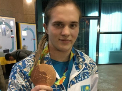 Карина Горичева Қыздар университетінде тегін білім алады