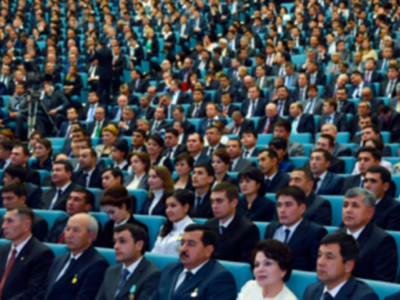 Өзбекстан парламенті президент міндетін атқарушыны тағайындайды