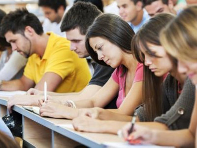 Колледж студенттеріне тегін тамақ және шәкіртақы беріледі