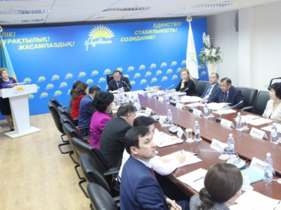 «Нұр Отан» партиясы: Жастарды қолдау – жасампаздыққа жол ашу