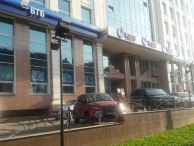 Банк маңындағы атыста жараланған ер адамның жағдайы қанағаттанарлық