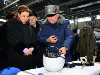 Сенаторлар әскери бөлімдерді аралады