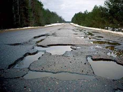 Жолдағы жарықшақ неден пайда болады?