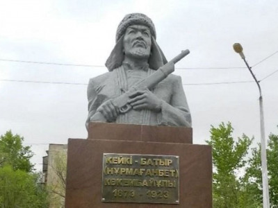 Кейкі батырдың мүсінін 12 желтоқсанда алып келеді