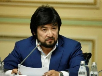 Бекболат Тілеуxан: Сағадиев мырза, 105 жылдық тариxы бар Әліппе неден жазықты болды?
