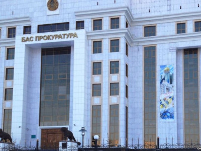 Астанада бір әйел бас прокуратура алдында өзін өртеп жіберді