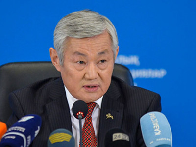 Б.Сапарбаев: Әр жаңа үйден жетімдерге пәтер бөлу керек