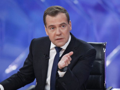 Медведев: Ресей санкциялар жақында бітеді деген қиялдан арылуы тиіс