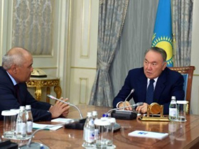 Назарбаев Шөкеевті қабылдады