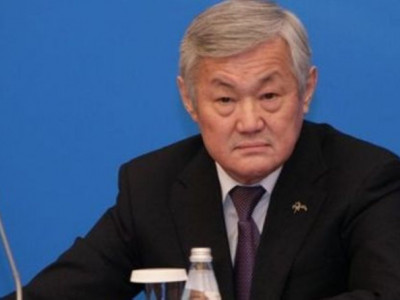 Бердібек Сапарбаев дәрі бағасының қымбаттығына наразы