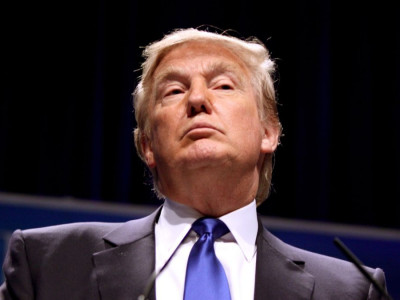 Трамп: Елге адам кіргізбеуге құқым бар
