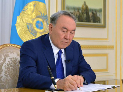 Елбасы Ата Заңға енгізілген өзгерістерді бекітті