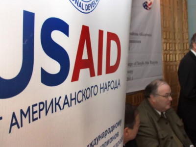АҚШ басқа елдерге қаржылай көмегін қысқартады