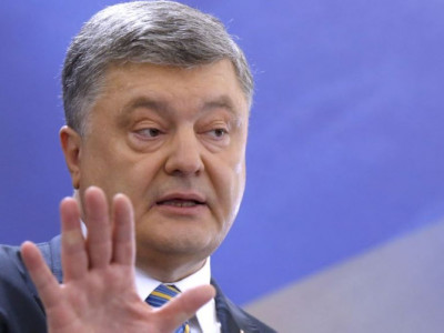 Порошенконы ресейлік сайттарды бұғаттағаны үшін сотқа берді