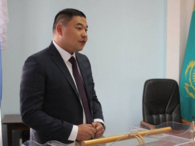 Ішкені үшін жүргізуші куәлігінен айрылған экс-депутаттың ұлы аудан әкімі болды