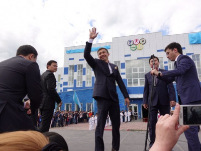 Кәсіпқой боксшы өз спорт кешенін ашуға Қарағандыға келді