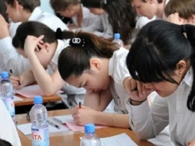 Алматыдағы ҰБТ: алғашқы күннің нәтижесі көңіл көншітпейді