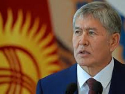 Атамбаев соңғы президенттік баспасөз конференциясын өткізді