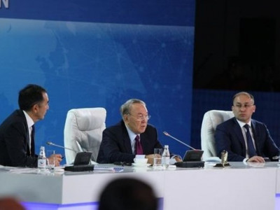 Нұрсұлтан Назарбаев: Цифрландыру барысында ақша «желге» ұшпауы тиіс
