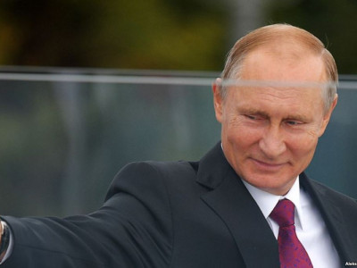 Путин президенттік сайлауға қатысатынын қарашада жариялайды