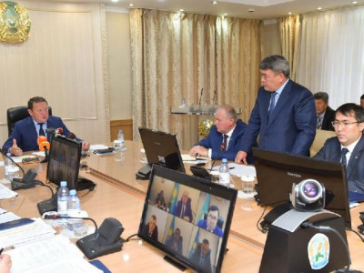 Ақсақалов үйлерге уақытылы жылу бермеген шенеуніктерді жазалады