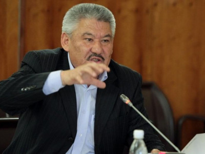 Қырғыз президенттігіне үміткер сайлауға қатысудан бас тартты