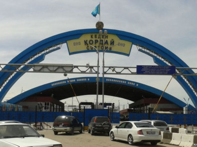 Қырғызстанмен шекарада тексерудің күшейтілгені хабарланды