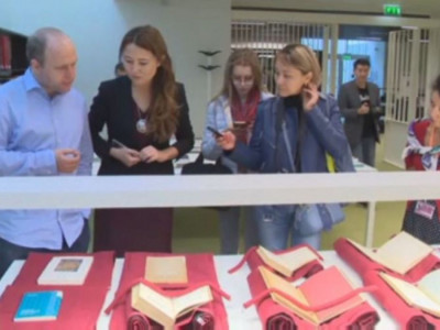 Қазақтың "Әліппесі" Париж кітапханасына қойылды