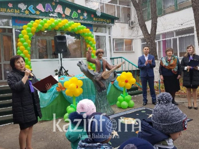 Алдаркөсеге ескерткіш орнатылды