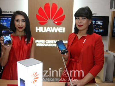 Huawei компаниясы қазақстандық студенттерге білім грантын бөлді
