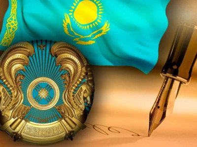Елбасы үш азаматқа «Қазақстанның Еңбек Ері» атағын берді