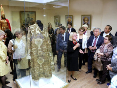 Қазыбек биден қалған  алтын шапан