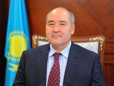  Өмірзақ Шөкеев – ҚР Ауыл шаруашылығы министрі