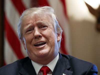 Трамптың бірнеше елді кемсіткен сөздері конгрессмендер наразылығын туғызды