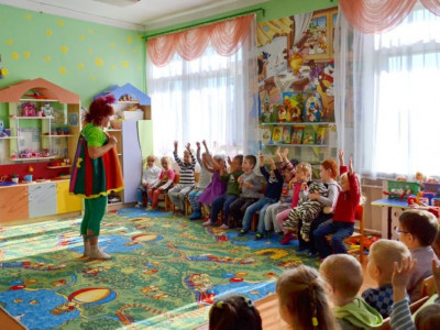Астанада балалар астан уланған балабақшаны тексеріп жатыр