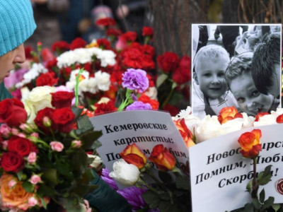 Кемеро тұрғындары наразылыққа шықты: "Губернатор отставкаға кетсін!"