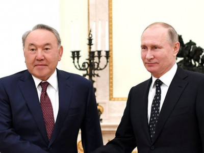 Елбасы Путинді жеңісімен құттықтады