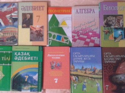 Оқулық авторы кімдер болады?