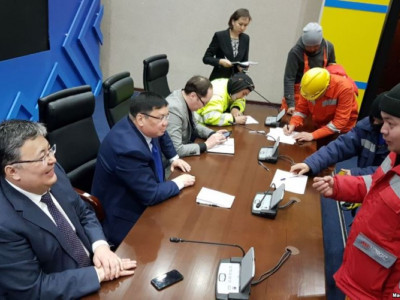 "Абу-Даби Плаза" жұмысшылары екі айлық жалақыларын талап етті