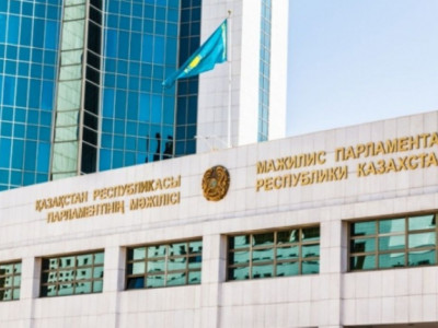 Қазақстанда шенеуніктерге діни бірлестіктерге кіруге тыйым салынады