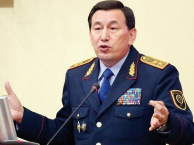 Министр неге мұңын шақты? 
